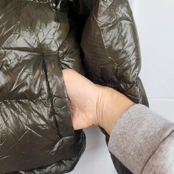 Aritzia TNA The Super Puff jacket S in EUC MISSING HOOD - Picture 10 of 15